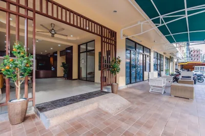 Bauman-Ville Hotel Patong – Foto 13